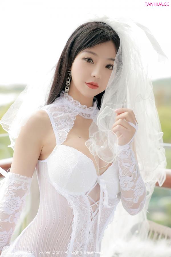 佘贝拉  [XiuRen]高清写真图 2021.12.15 No.4339 佘贝拉bella第26张图片